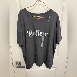 New Old Navy Women's Charcoal 'Believe' Graphic Tee in size XXL